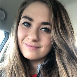 Meet your Posher, Mallory